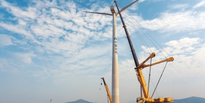 Cho Thuê Xe Cẩu Lắp dựng điện gió - Hùng Triệu HTCM | XCMG